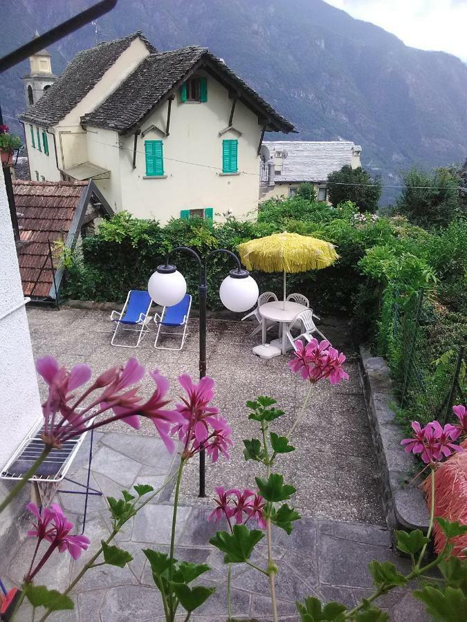 Da giuly Villa Mozzio Esterno foto